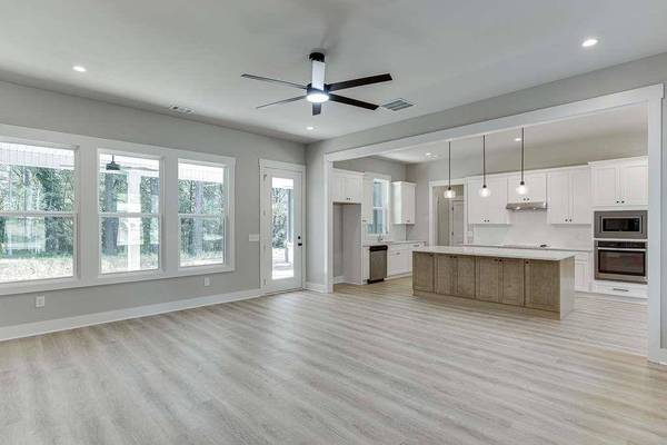 115 Rains RD, Jefferson, GA 30549