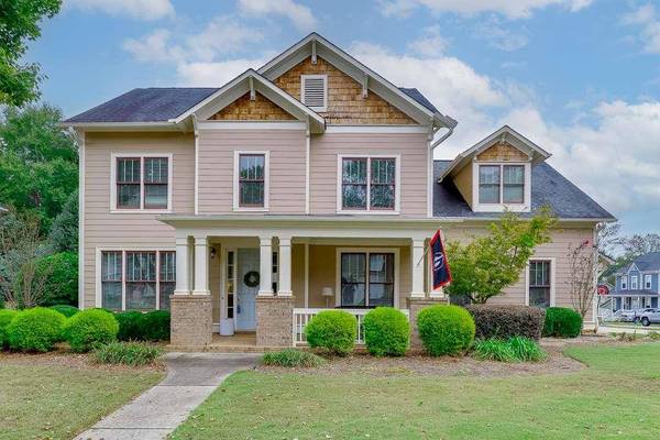 5703 Community LN, Hoschton, GA 30548