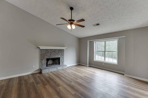 5311 Redfield WAY, Flowery Branch, GA 30542