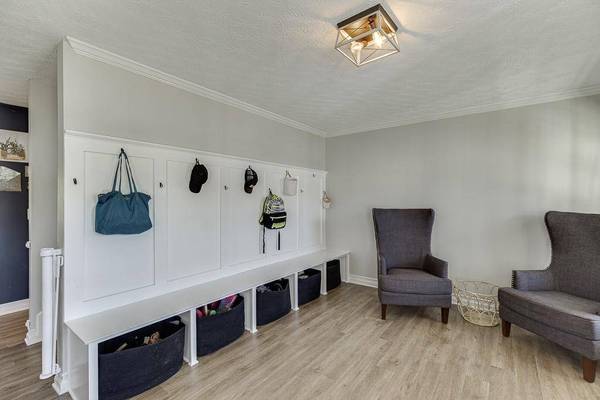 812 Holly Meadow DR, Buford, GA 30518