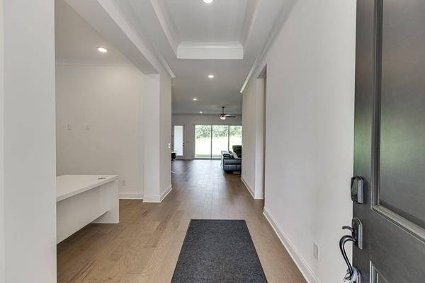 6996 River Rock DR, Flowery Branch, GA 30542