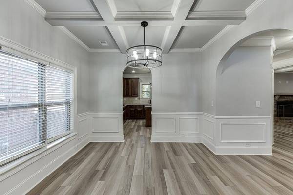 6311 Brookridge DR, Flowery Branch, GA 30542