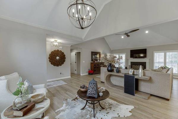 61 Hunters WAY, Hoschton, GA 30548