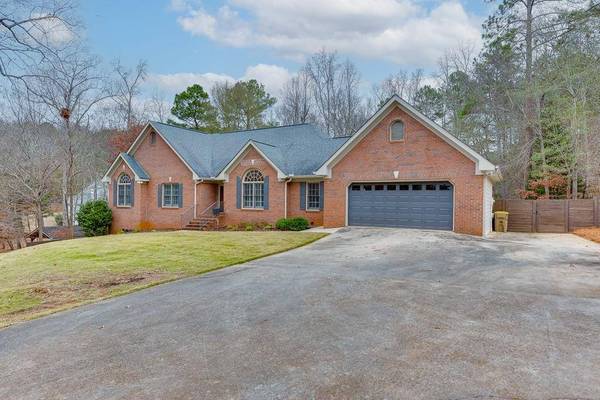 61 Hunters WAY, Hoschton, GA 30548
