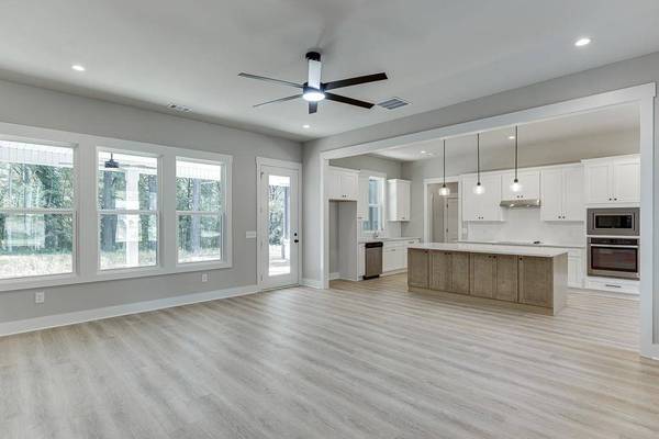 115 Rains RD, Jefferson, GA 30549