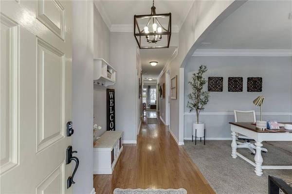 5751 Community LN, Hoschton, GA 30548