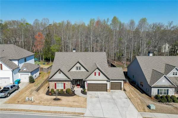 331 Hemlock CT, Hoschton, GA 30548