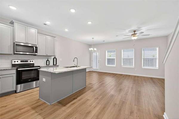 228 Buckingham LN, Hoschton, GA 30548