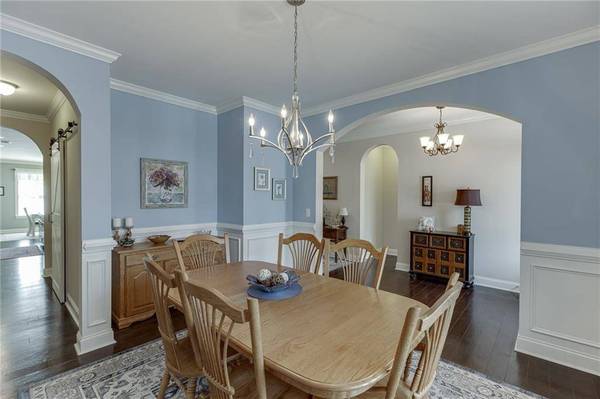 6933 Hopscotch CT, Flowery Branch, GA 30542