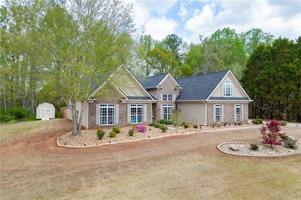 209 Legendary DR, Hoschton, GA 30548