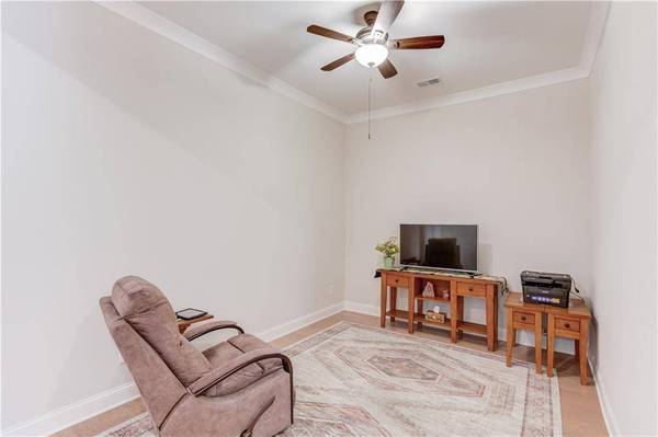 6971 Scenic Overlook TRCE, Flowery Branch, GA 30542