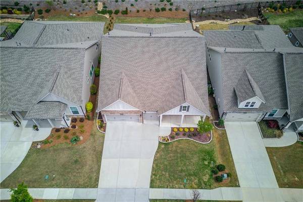 6971 Scenic Overlook TRCE, Flowery Branch, GA 30542