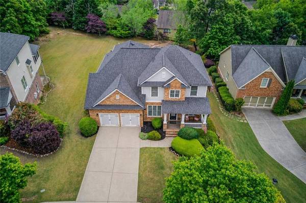 7568 Brookstone CIR, Flowery Branch, GA 30542