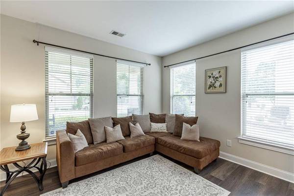 1660 Brushfoot TRL, Suwanee, GA 30024