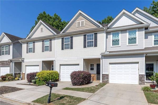 4775 Beacon Ridge LN, Flowery Branch, GA 30542