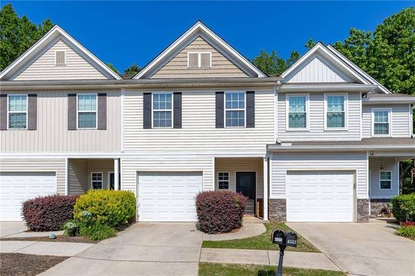 4775 Beacon Ridge LN, Flowery Branch, GA 30542