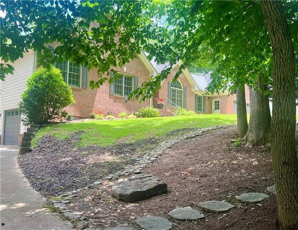 61 Hunters WAY, Hoschton, GA 30548