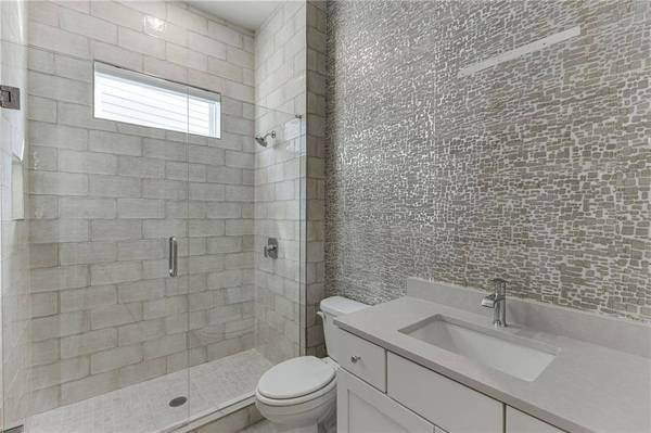 7032 Cottage Grove DR, Flowery Branch, GA 30542