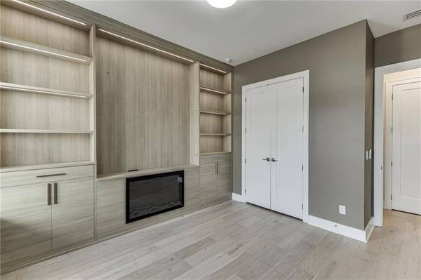 7032 Cottage Grove DR, Flowery Branch, GA 30542