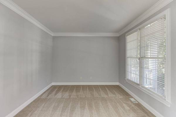 7708 Sleepy Lagoon WAY, Flowery Branch, GA 30542