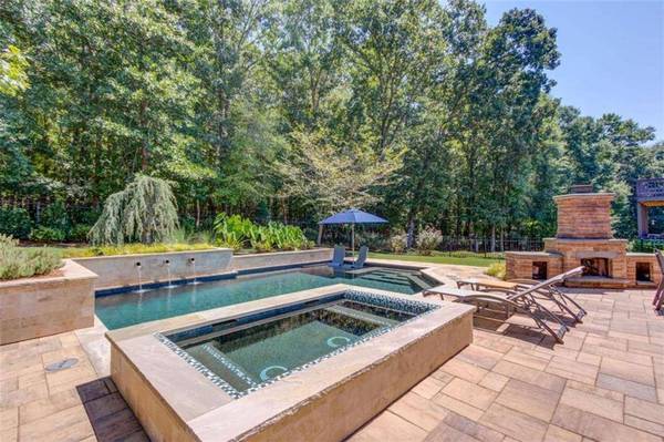 6188 Golden Maple CT, Hoschton, GA 30548