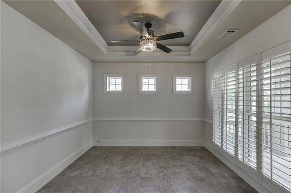 7823 Keepsake LN, Flowery Branch, GA 30542