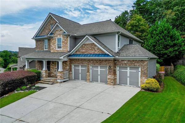 7563 Brookstone CIR, Flowery Branch, GA 30542