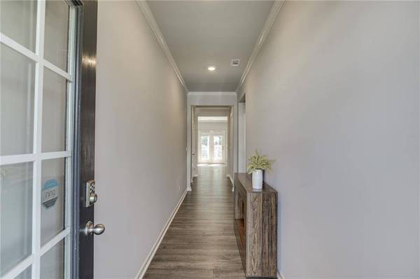 6078 Trumpet Flower AVE, Flowery Branch, GA 30542