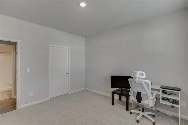 6078 Trumpet Flower AVE, Flowery Branch, GA 30542