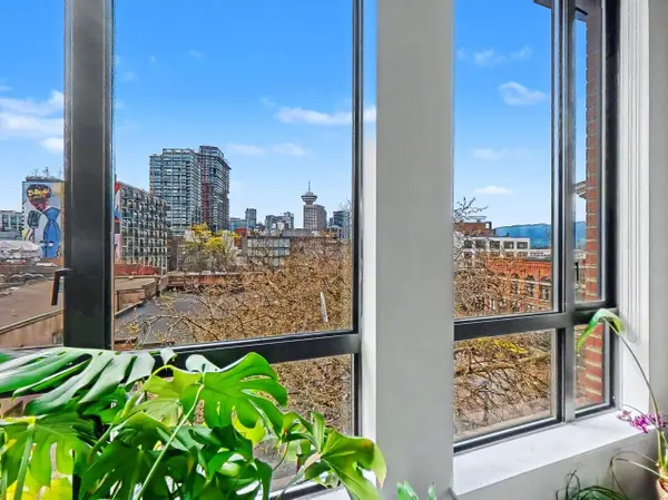 28 Powell ST #501, Vancouver, BC V6A 1E7