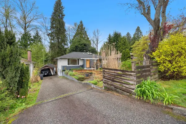 3007 Noel DR, Burnaby, BC V3J 1J4