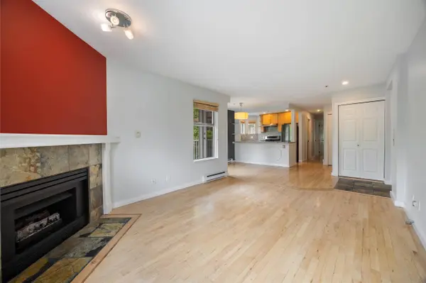 1868 W 8th AVE #201, Vancouver, BC V6J 5G3