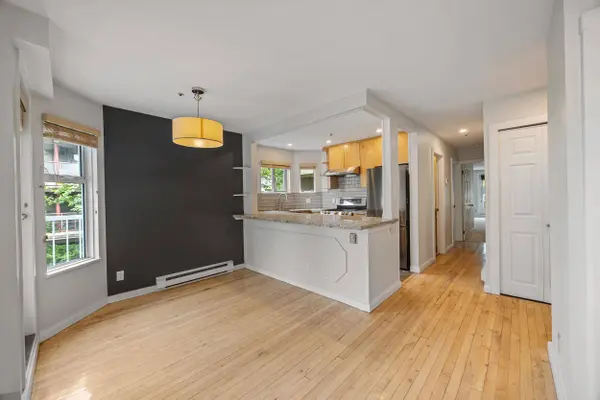 1868 W 8th AVE #201, Vancouver, BC V6J 5G3