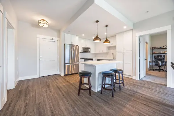 2180 Kelly AVE #3413, Port Coquitlam, BC V3C 0S4