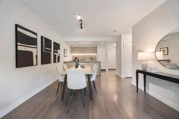 988 Quayside DR #TH2, New Westminster, BC V3M 0L5