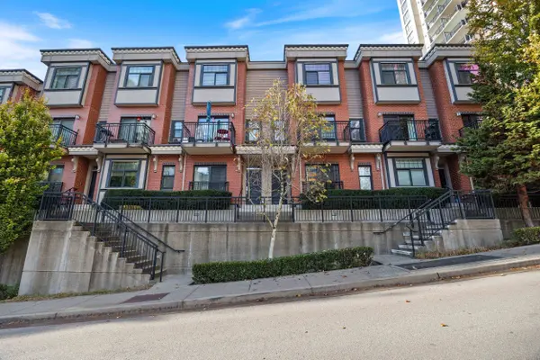 828 Royal AVE #204
