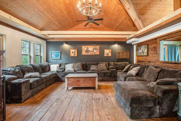 4935 N Parma Road, Parma, MI 49269