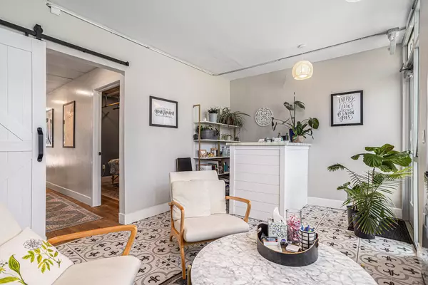 902 Capital NE Avenue, Battle Creek, MI 49017