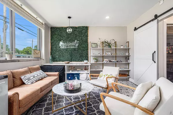 902 Capital NE Avenue, Battle Creek, MI 49017