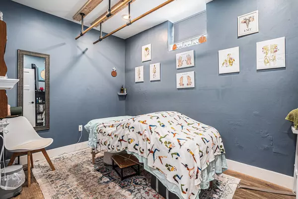 902 Capital NE Avenue, Battle Creek, MI 49017