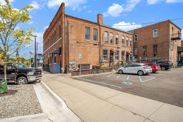 102 E Michigan Avenue, Marshall, MI 49068