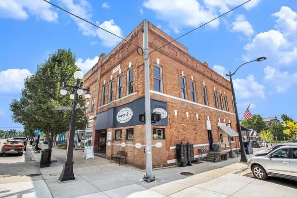 102 E Michigan Avenue, Marshall, MI 49068