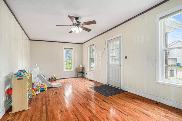 310 S Burgess Street, Homer, MI 49245