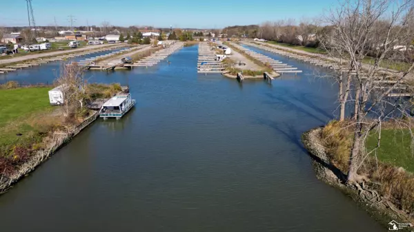 10420 S Harold Street #Lots 3, 4 & 5, Luna Pier, MI 48157