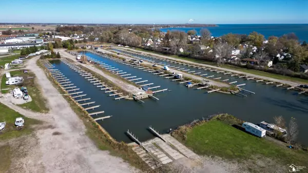 10420 S Harold Street #Lots 3, 4 & 5, Luna Pier, MI 48157