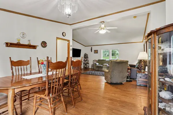 18576 T S Drive, Tekonsha, MI 49092