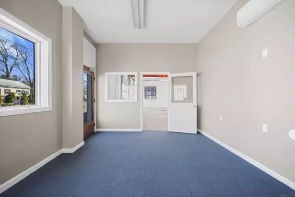 318 Hazard Avenue, Enfield, CT 06082