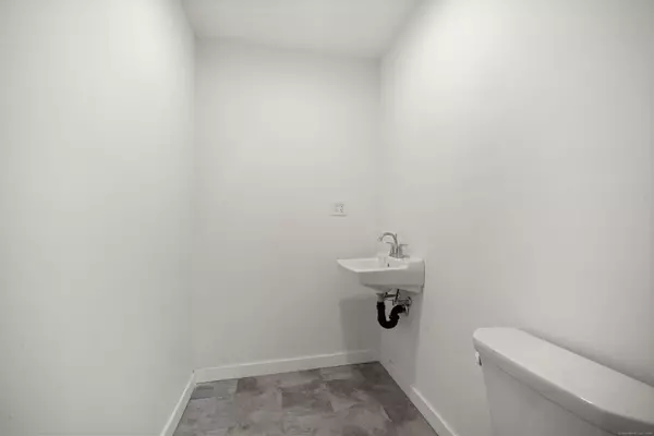 318 Hazard Avenue, Enfield, CT 06082