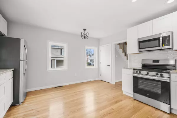 12 Smith Street, Windsor Locks, CT 06096