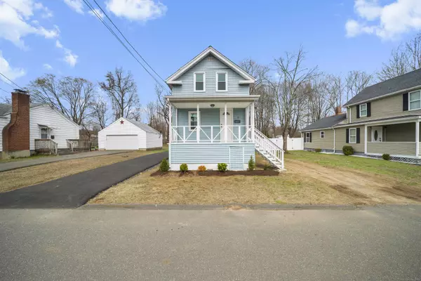 12 Smith Street, Windsor Locks, CT 06096